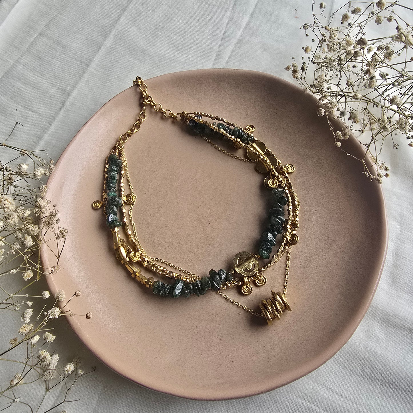 Green maize layered necklace