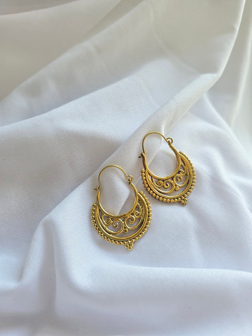Naomi hoops