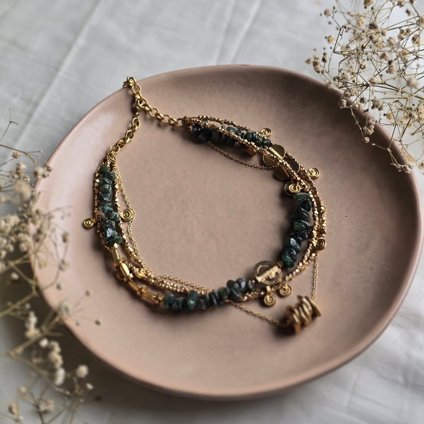 Green maize layered necklace