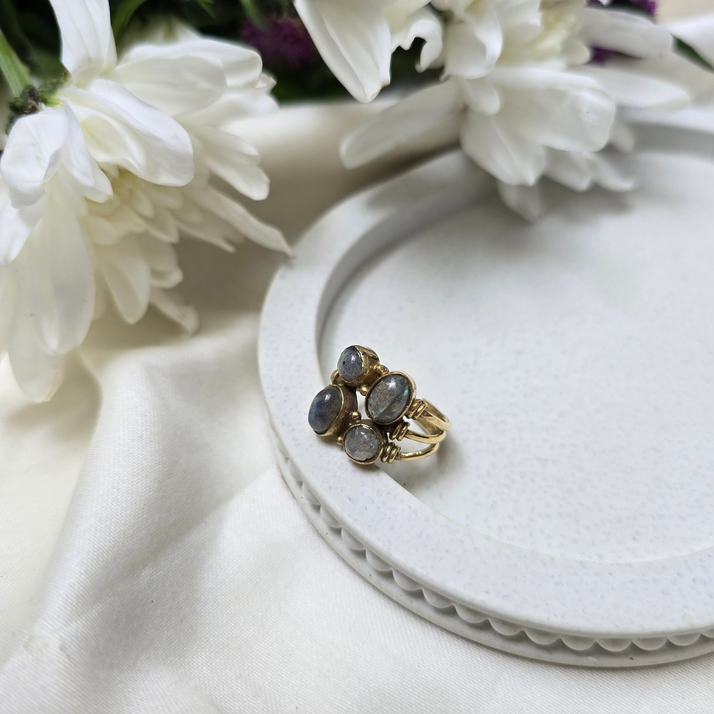 Labradorite ring