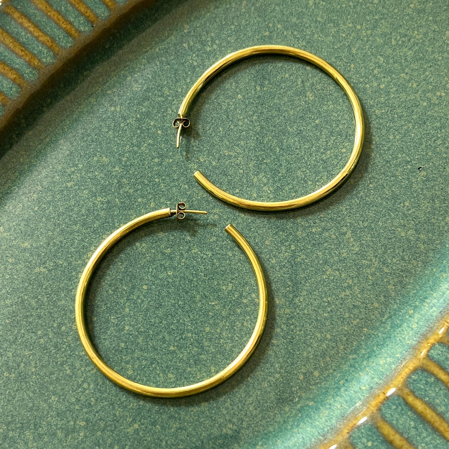 Circular Studs
