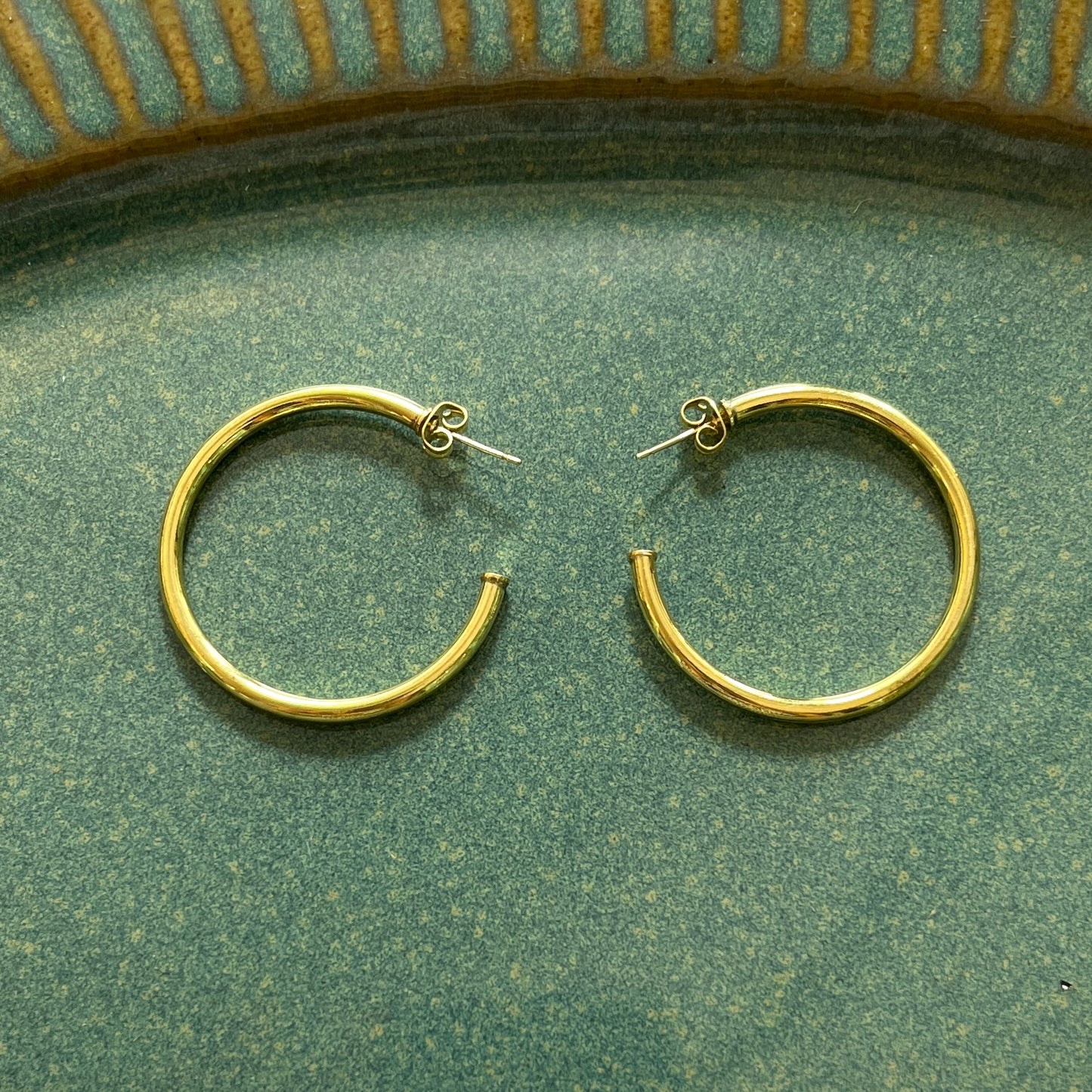 Circular Studs