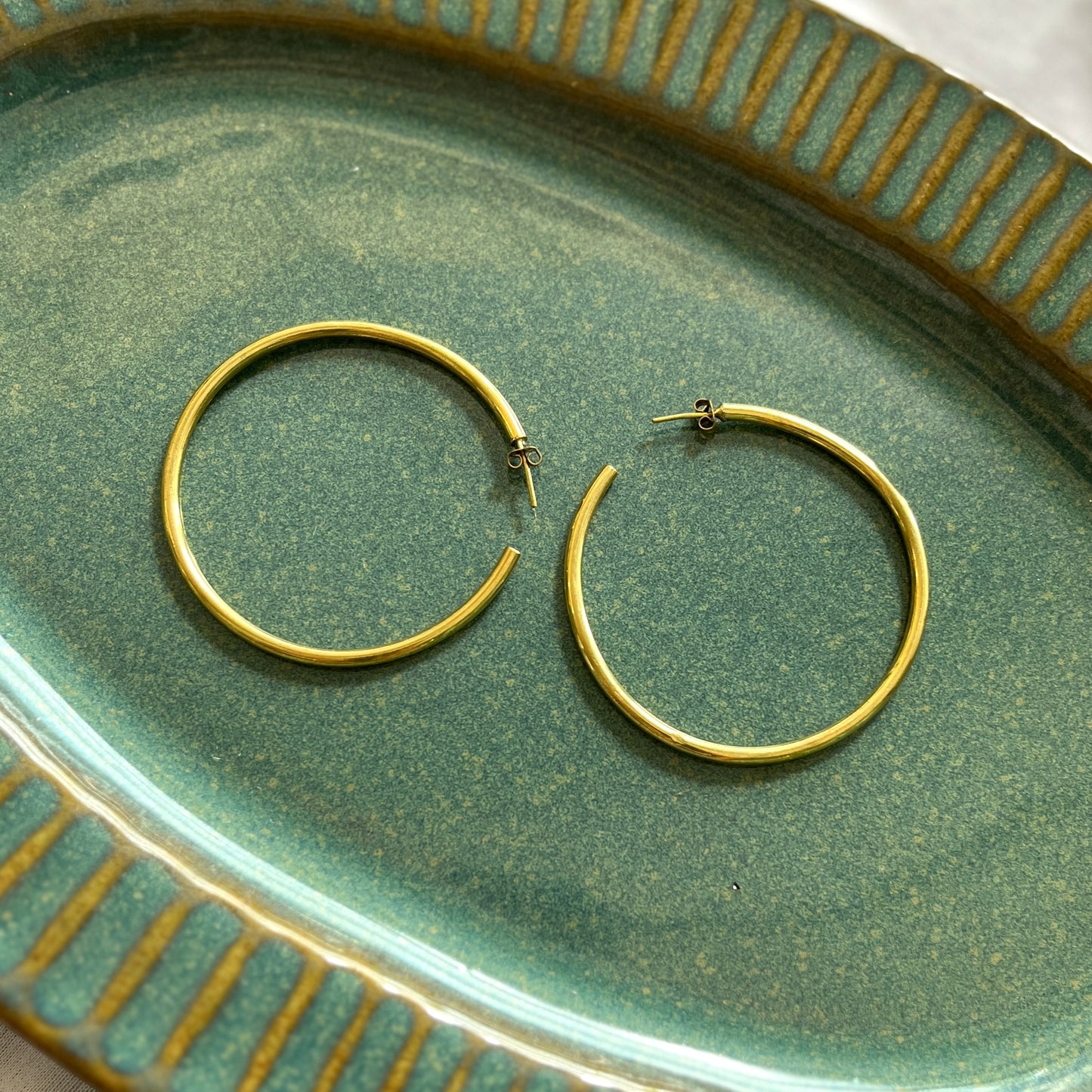 Circular Studs