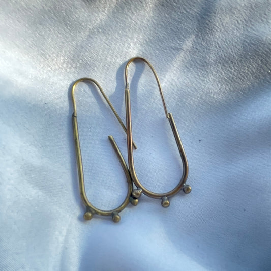Oval shaped grain hoops