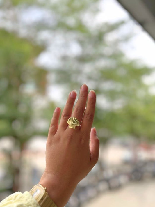 Golden Shell Ring