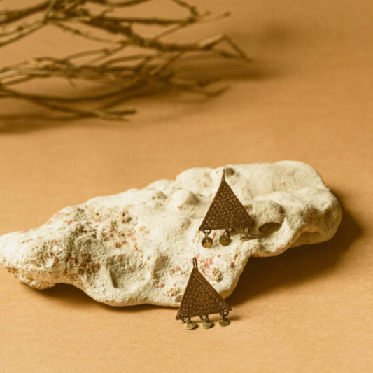Triangular copper earrings with square texture