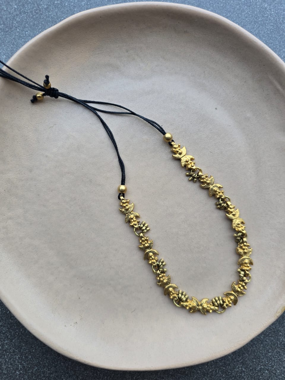 Ava thin brass choker