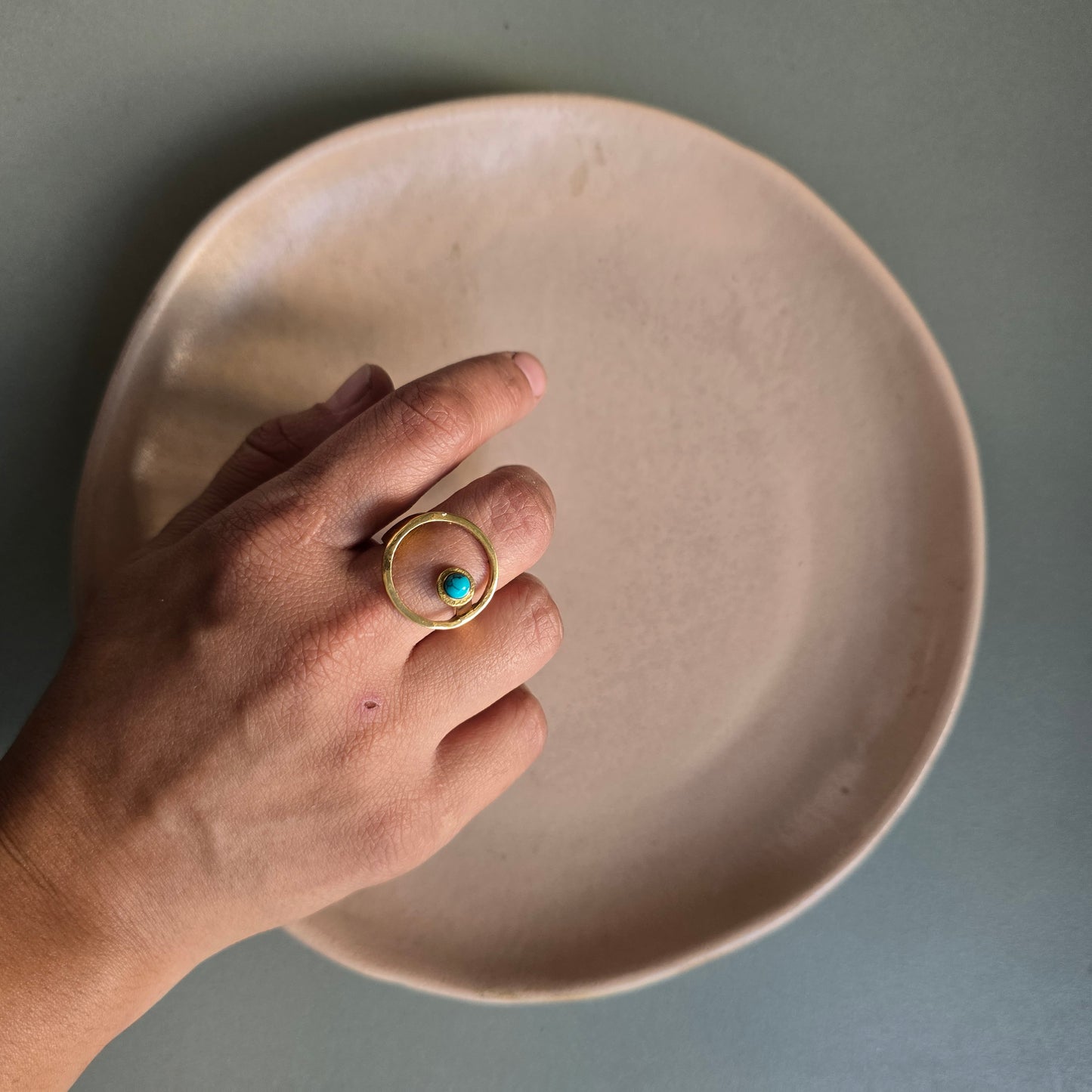 Circle ring - turquoise
