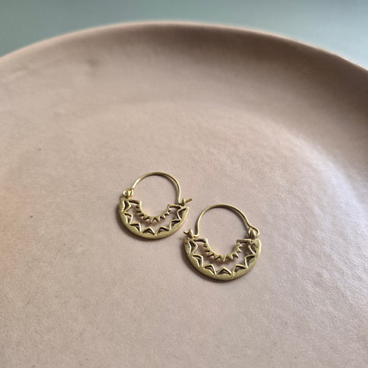 Lira hoops