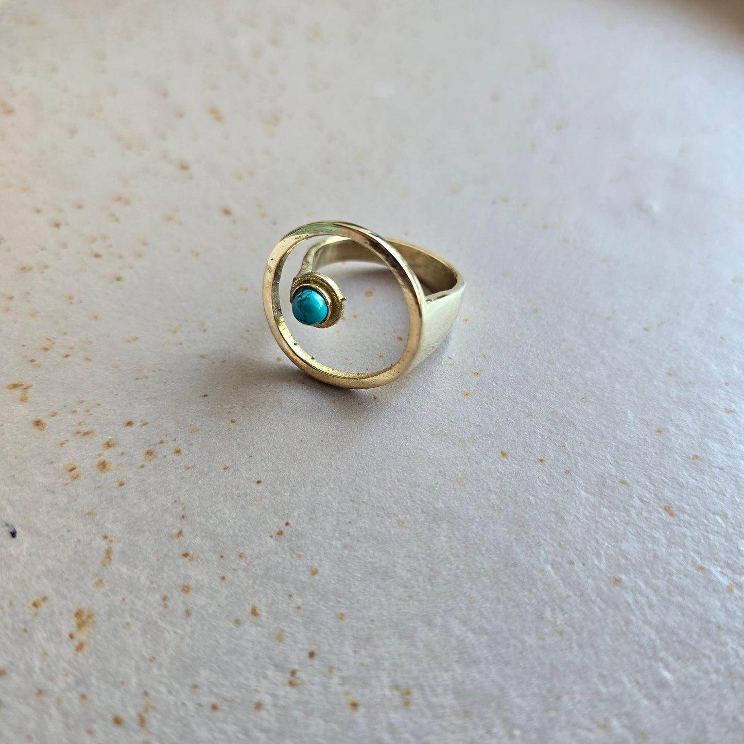 Circle ring - turquoise