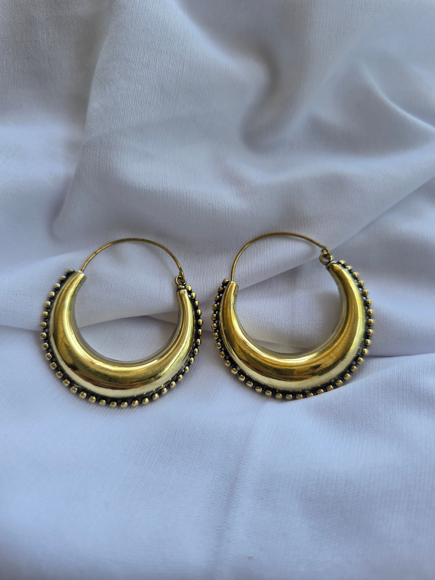 Vintage vibes hoops