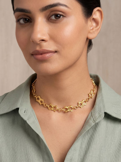 Anna thin brass choker