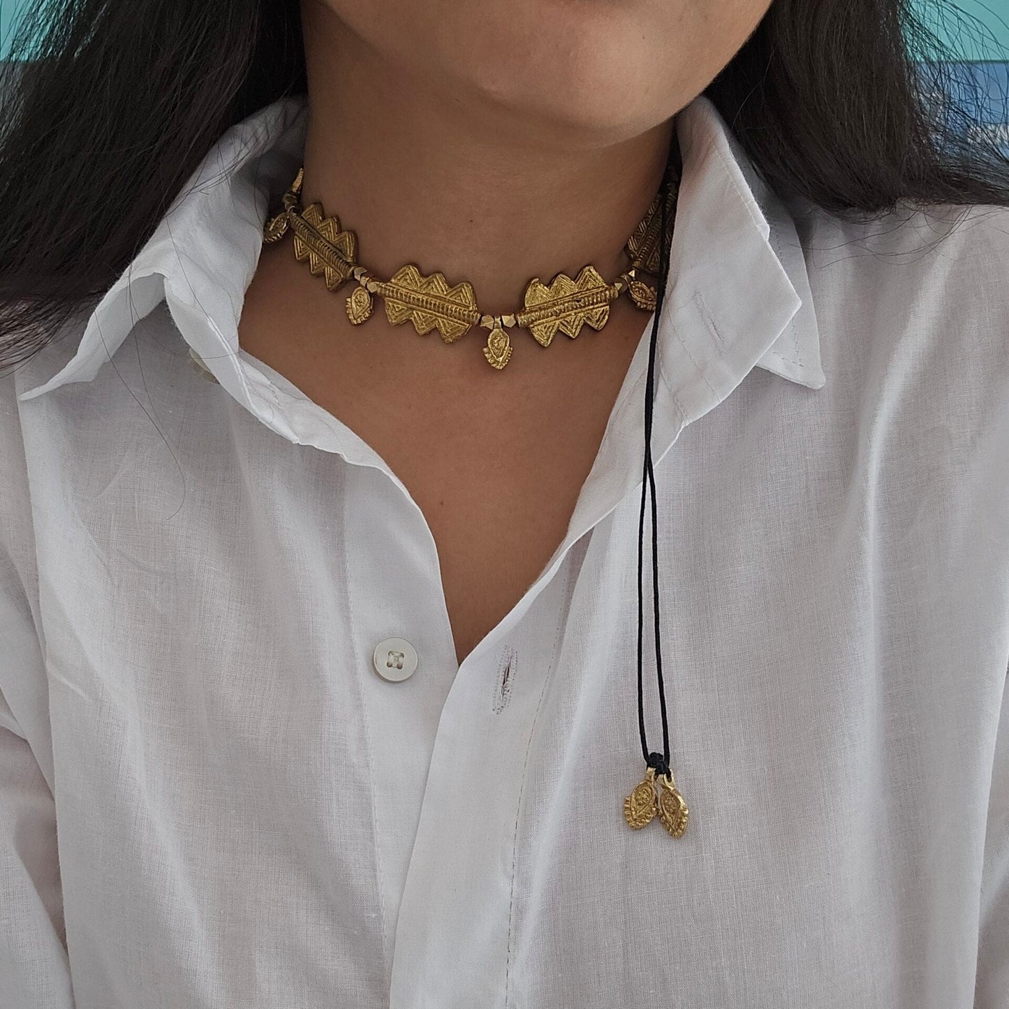 Sun-kissed brass choker