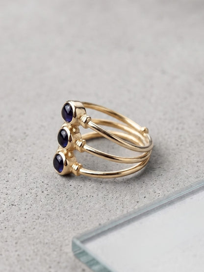 Trio ring - Garnet