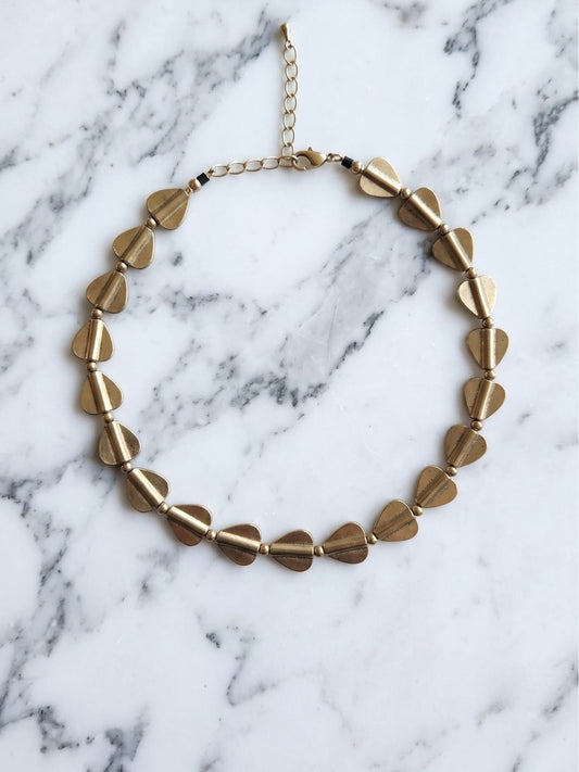 Folia Heart Choker