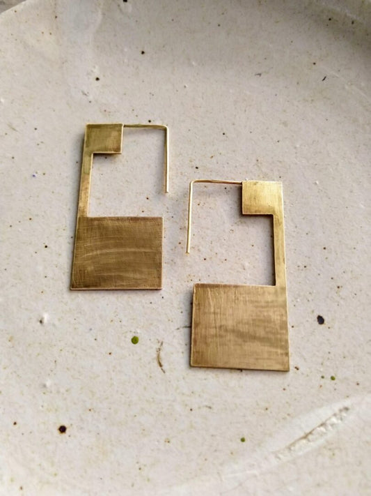 Square earhooks