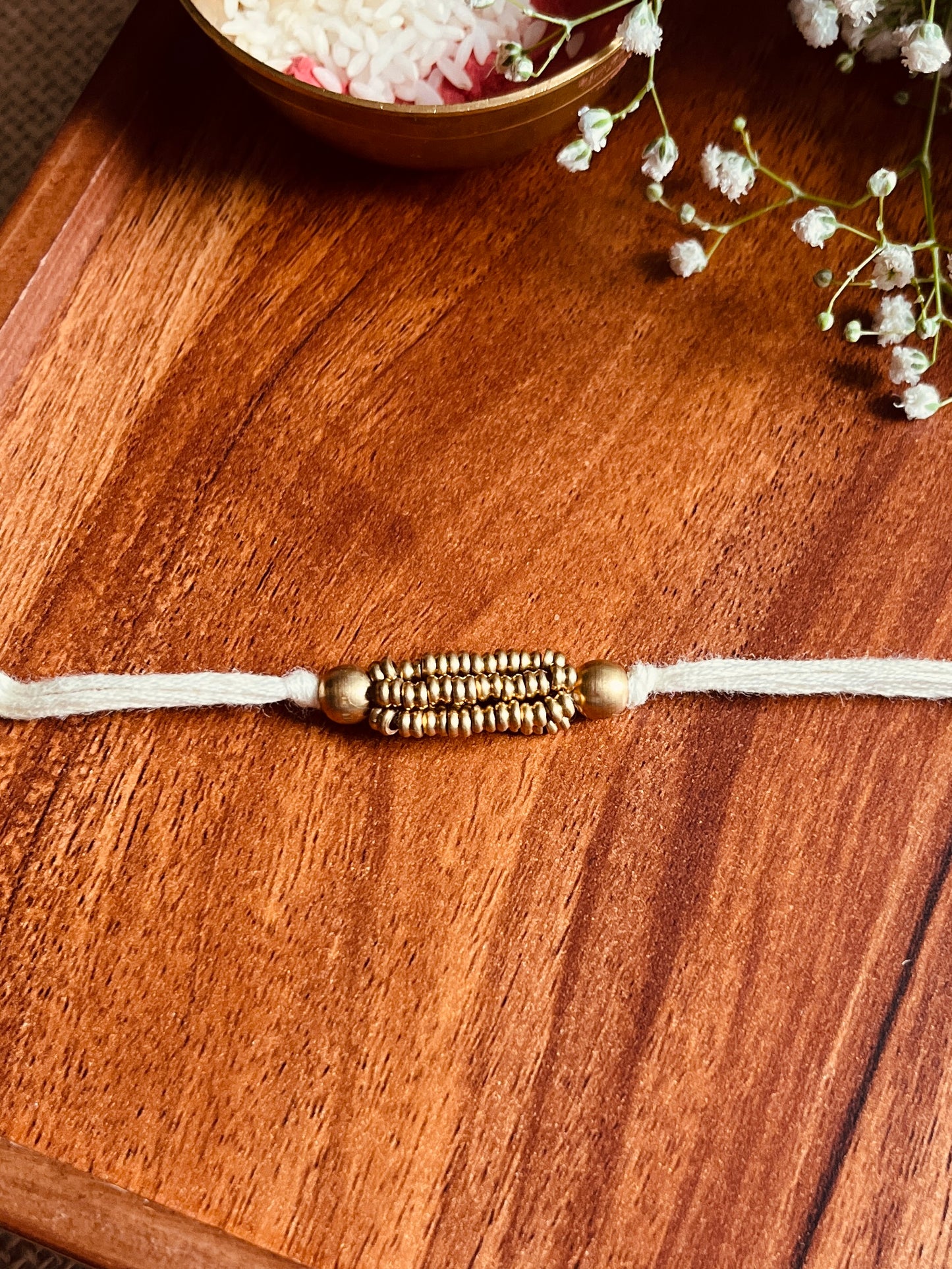 Moti Rakhi Set of 8