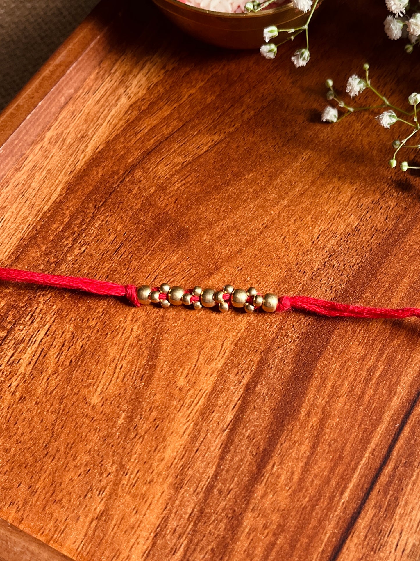 Moti Rekha Rakhi