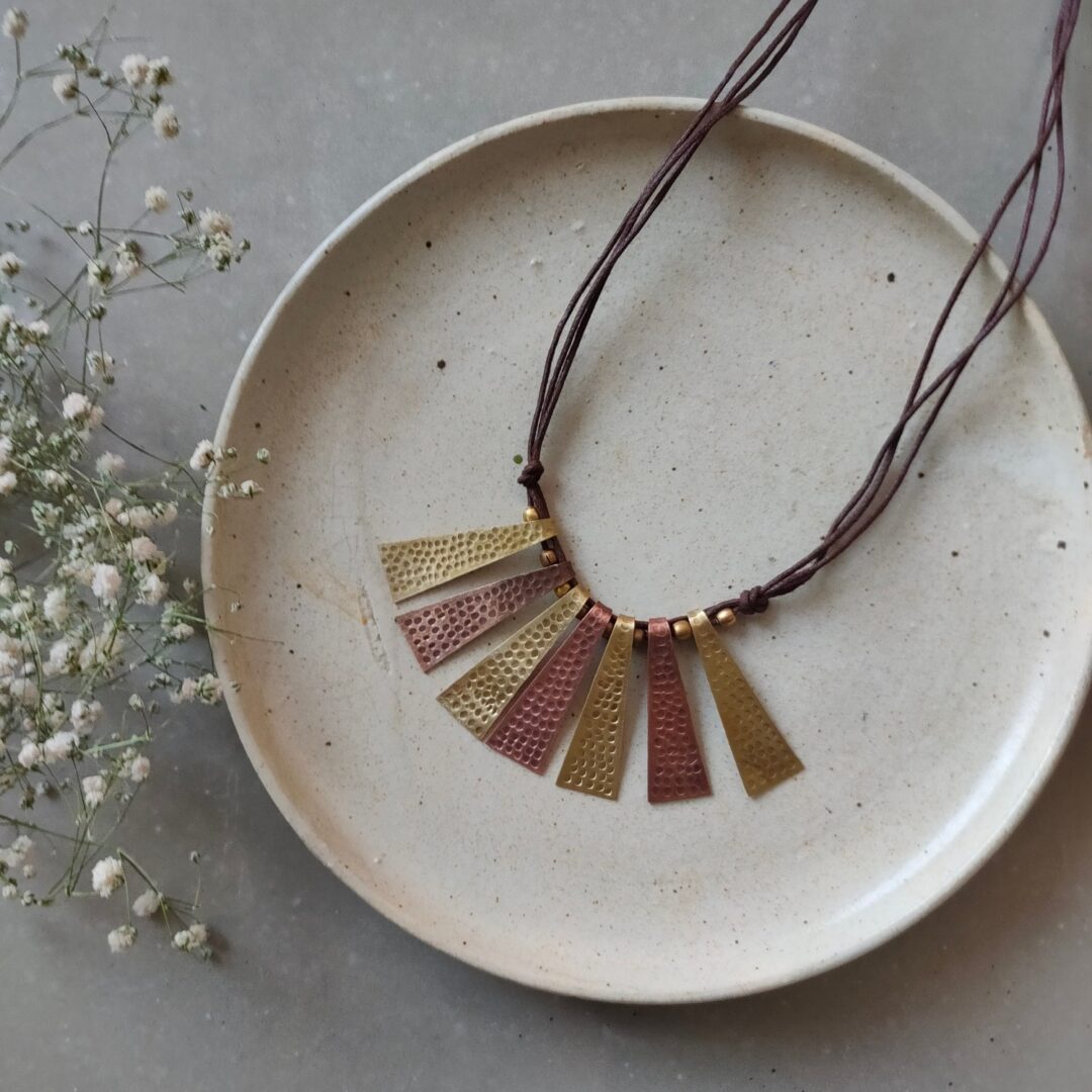 Mixed metal triangular beaten necklace