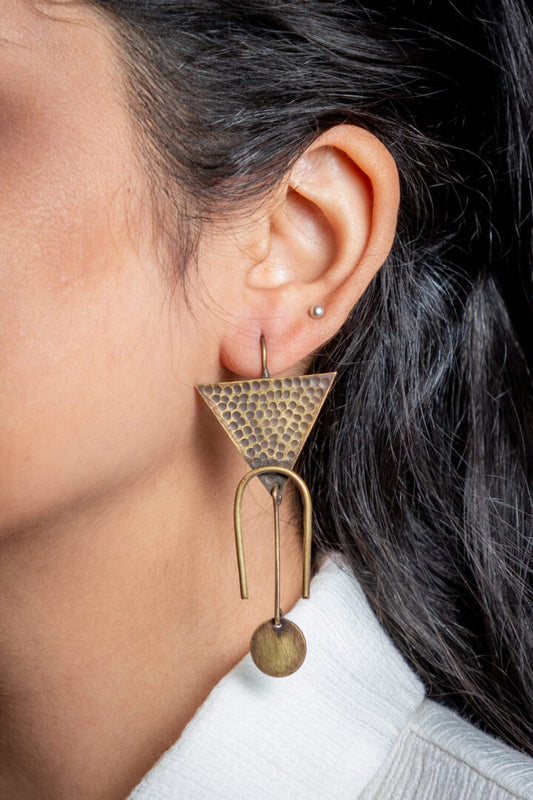 Upside down triangular - horse shoe brass earrings