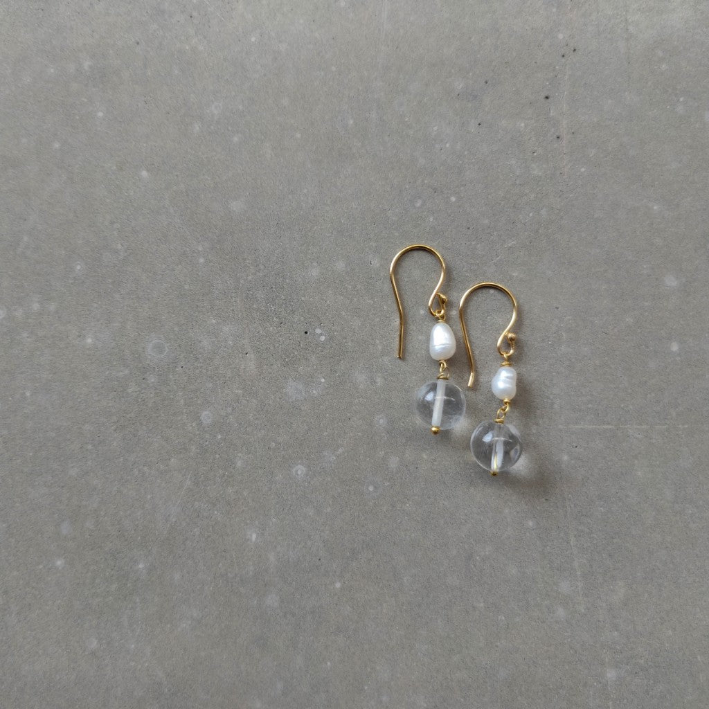 Petite earrings - crystal