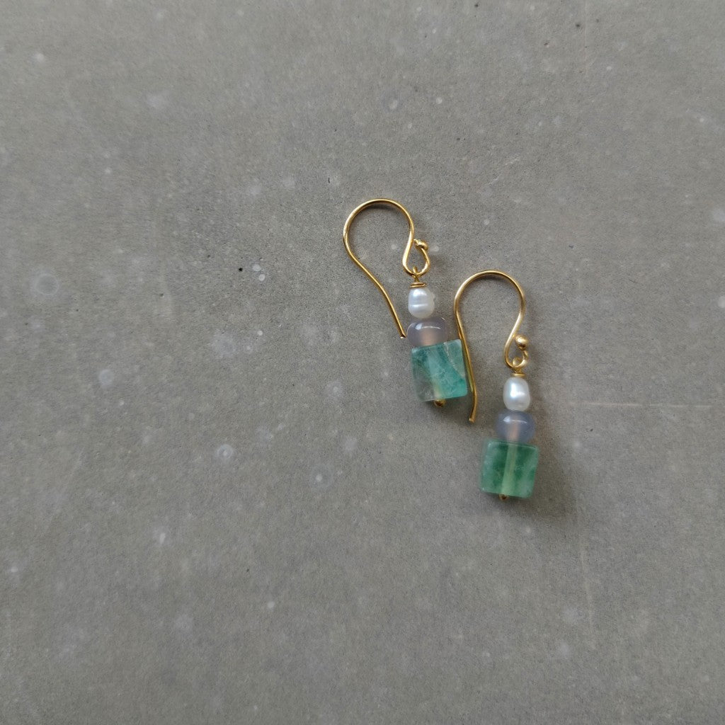 Petite earrings - green aventurine