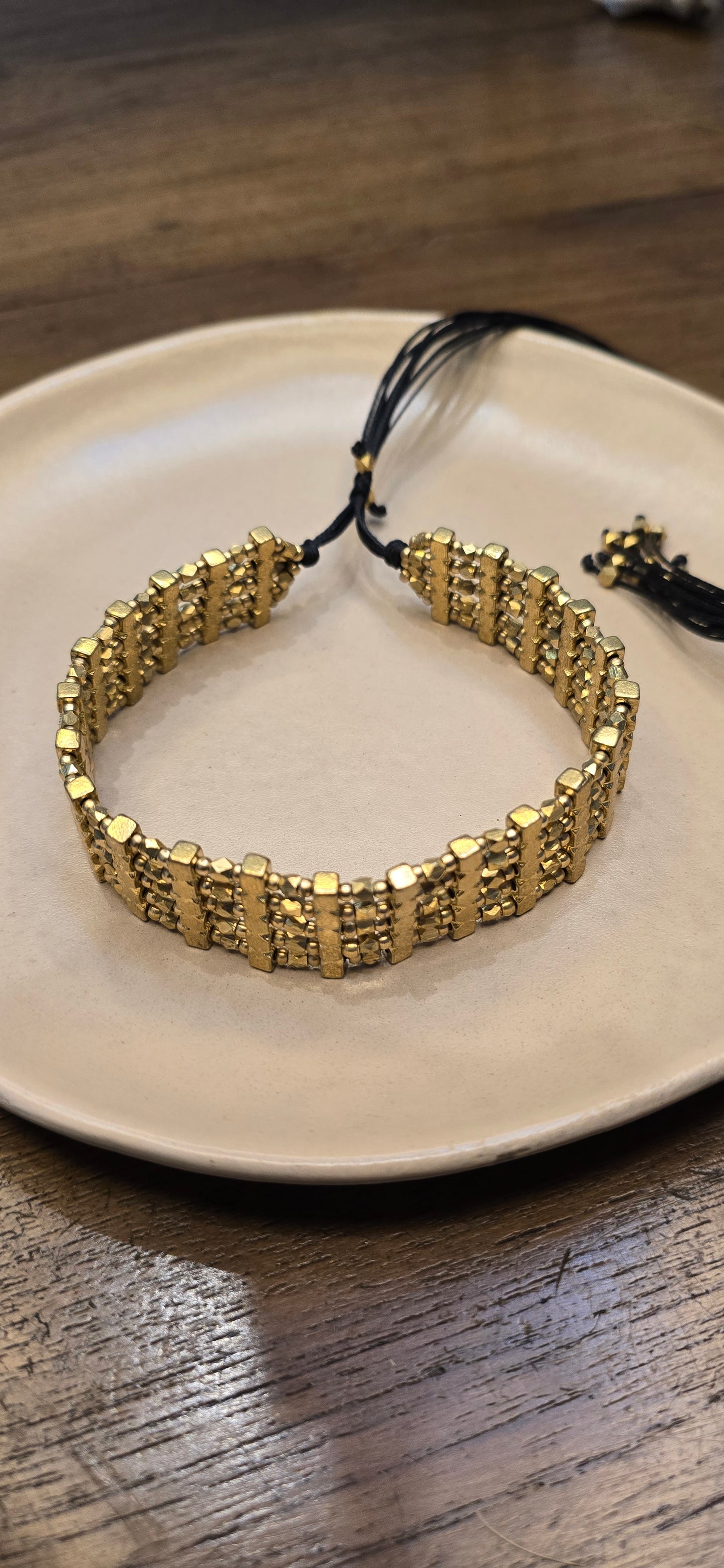 Elowen elegance choker