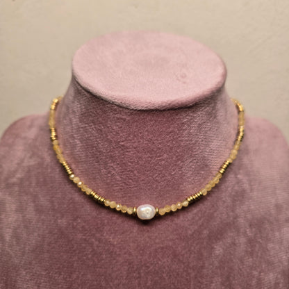 Golden zest necklace