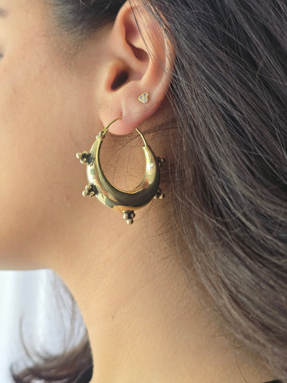 Rachel hoops