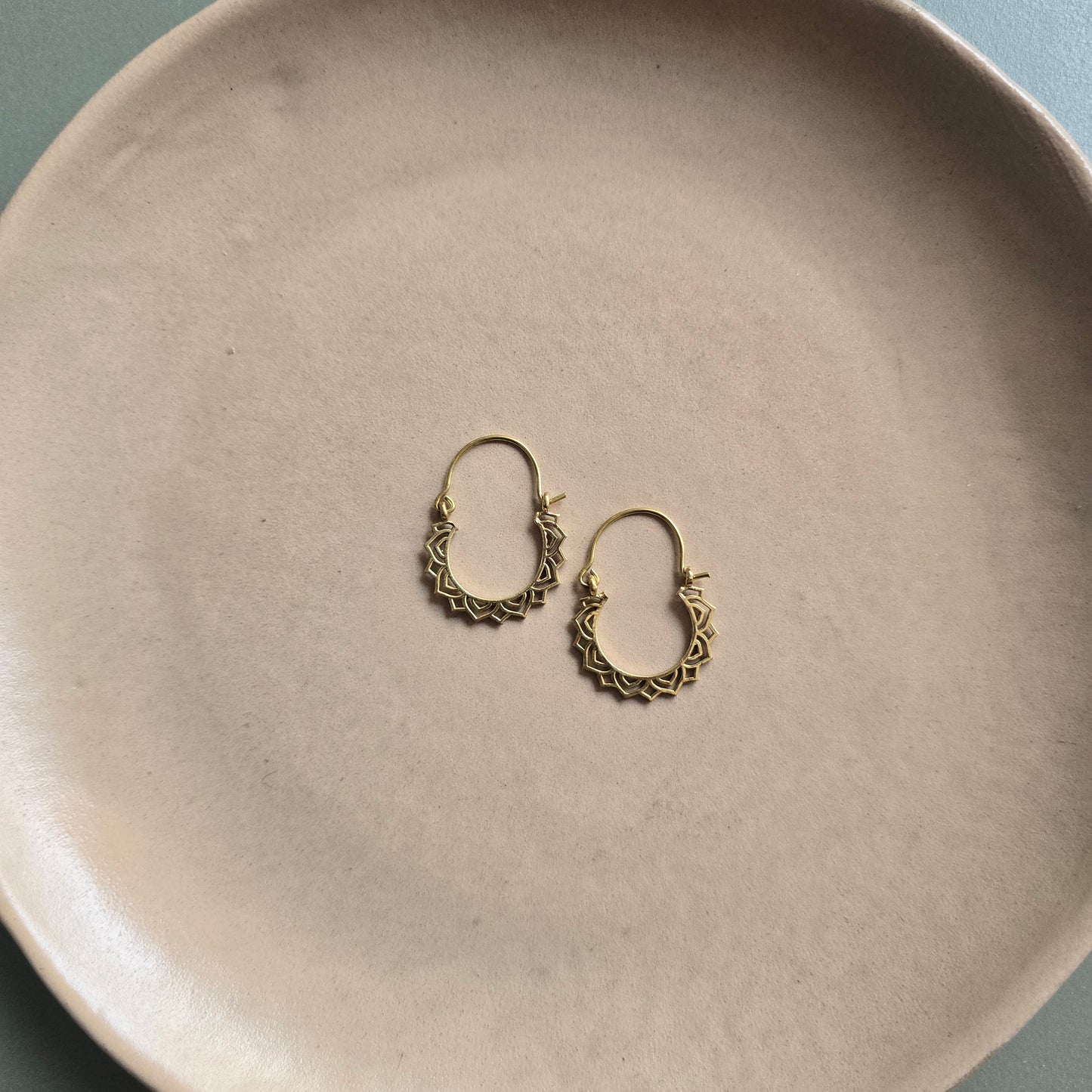 Nori hoops
