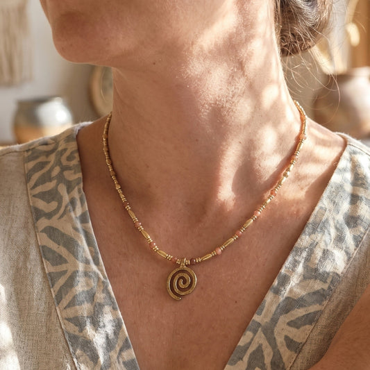 Dainty Charm Necklace - Spiral